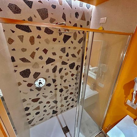 Farini Suites Wi-Fi Venetië Buitenkant foto