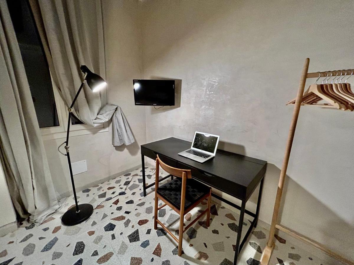 Farini Suites Wi-Fi Venetië Buitenkant foto