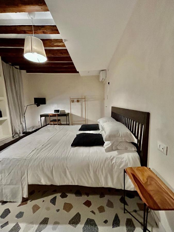 Farini Suites Wi-Fi Venetië Buitenkant foto