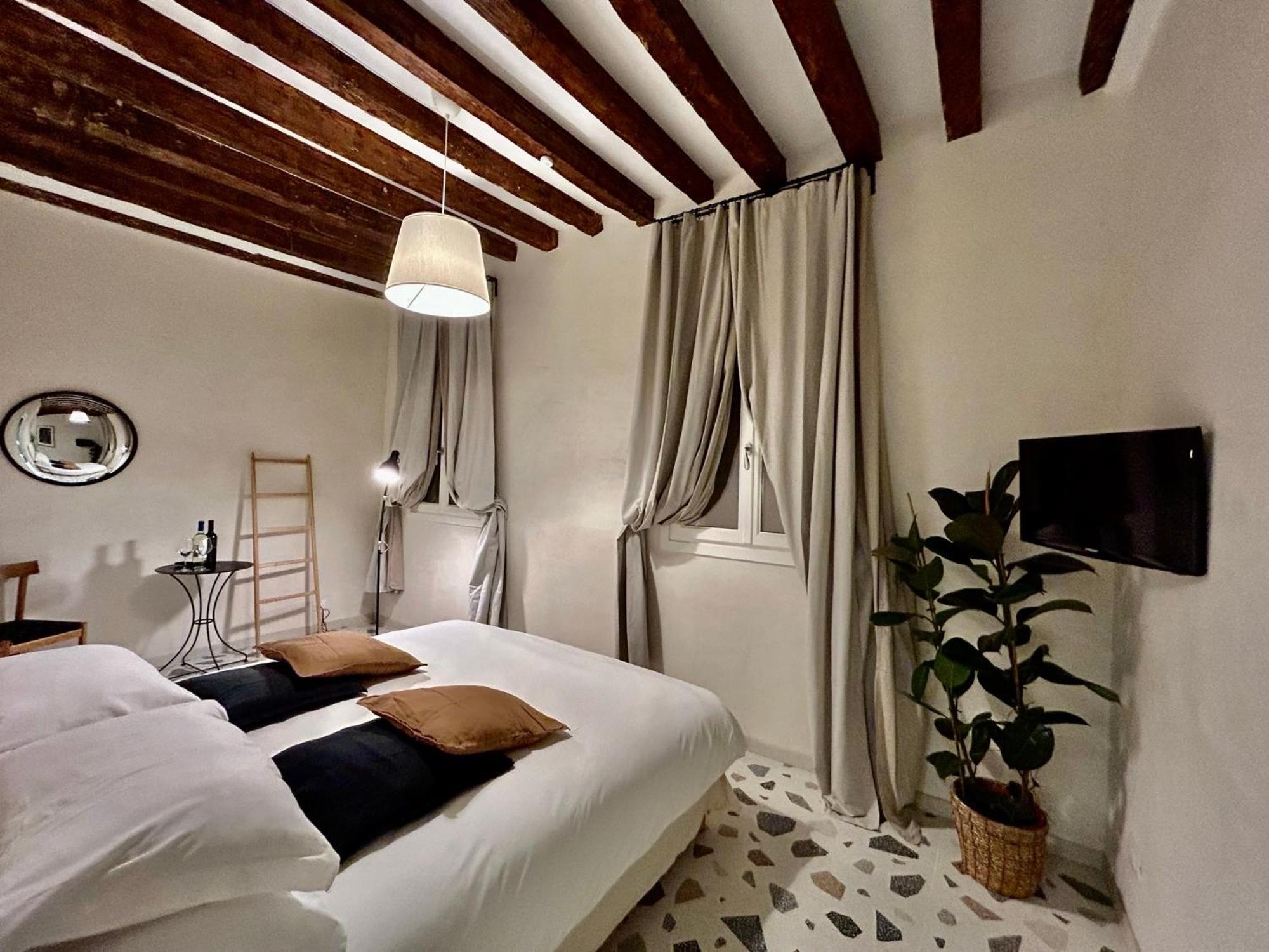 Farini Suites Wi-Fi Venetië Buitenkant foto