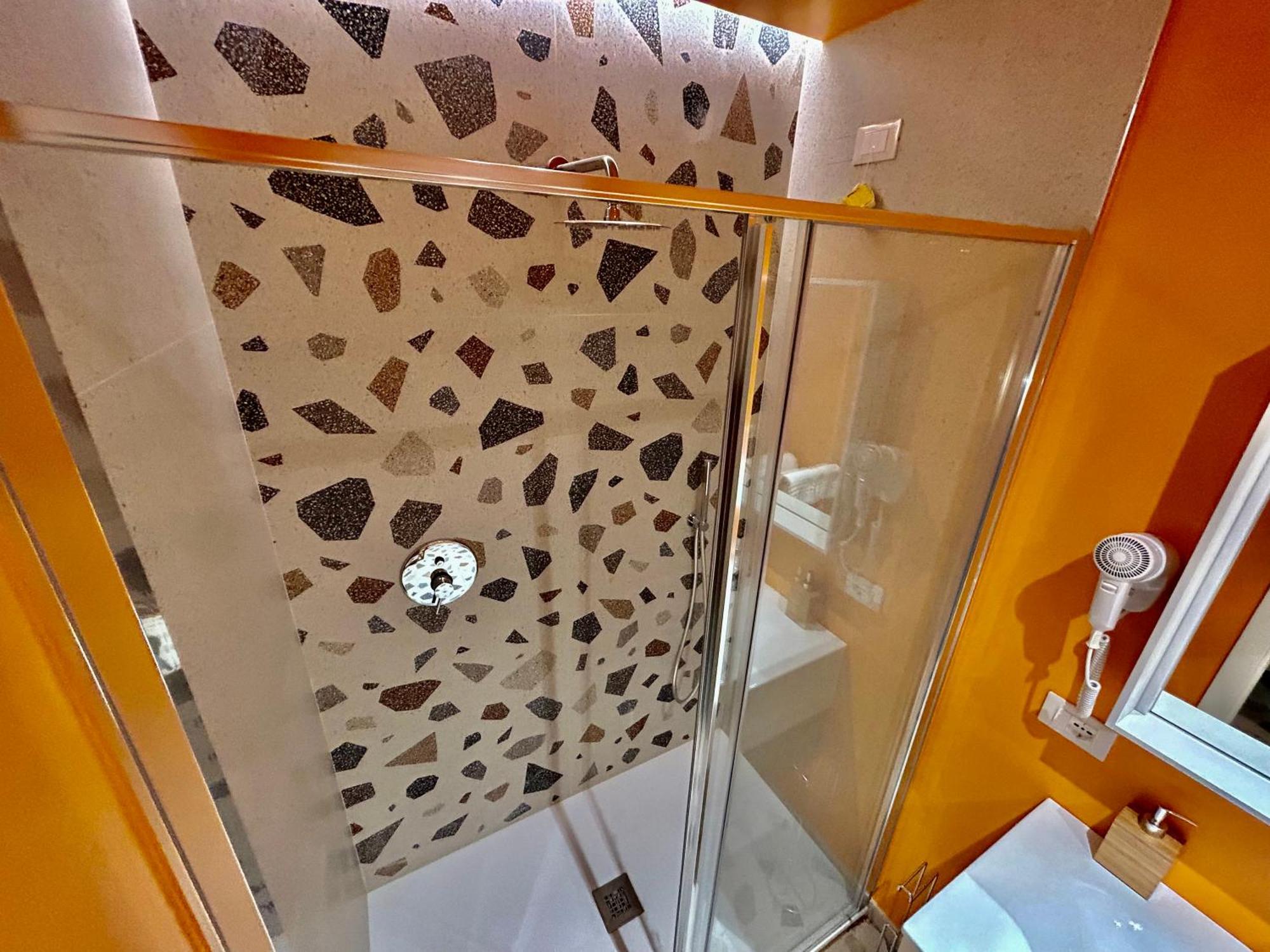 Farini Suites Wi-Fi Venetië Buitenkant foto