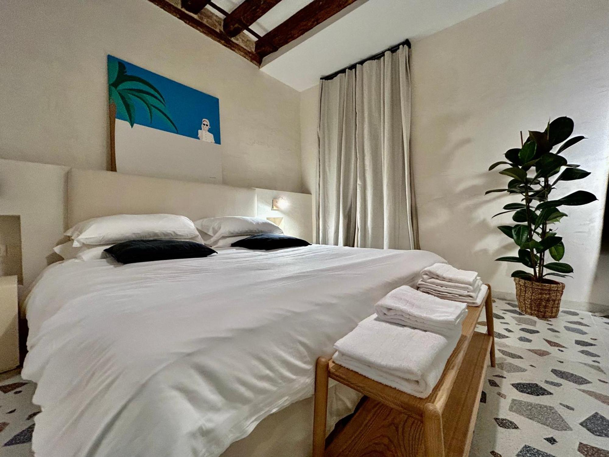 Farini Suites Wi-Fi Venetië Buitenkant foto