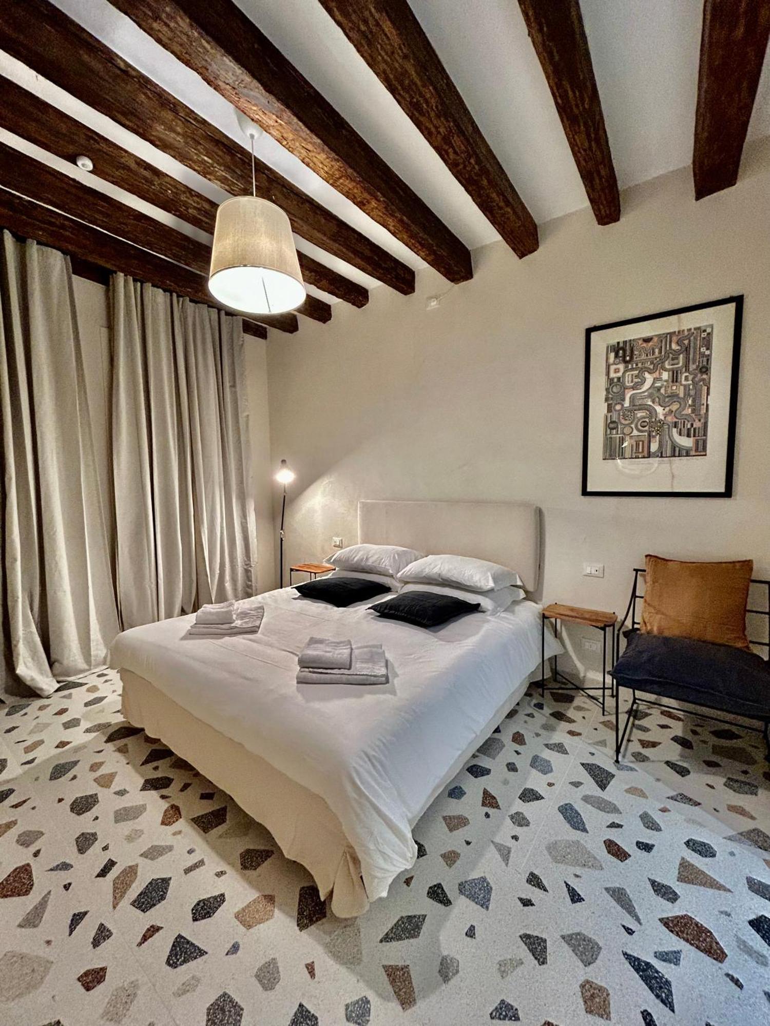 Farini Suites Wi-Fi Venetië Buitenkant foto