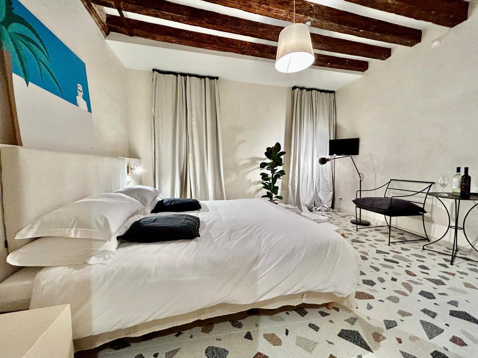 Farini Suites Wi-Fi Venetië Buitenkant foto