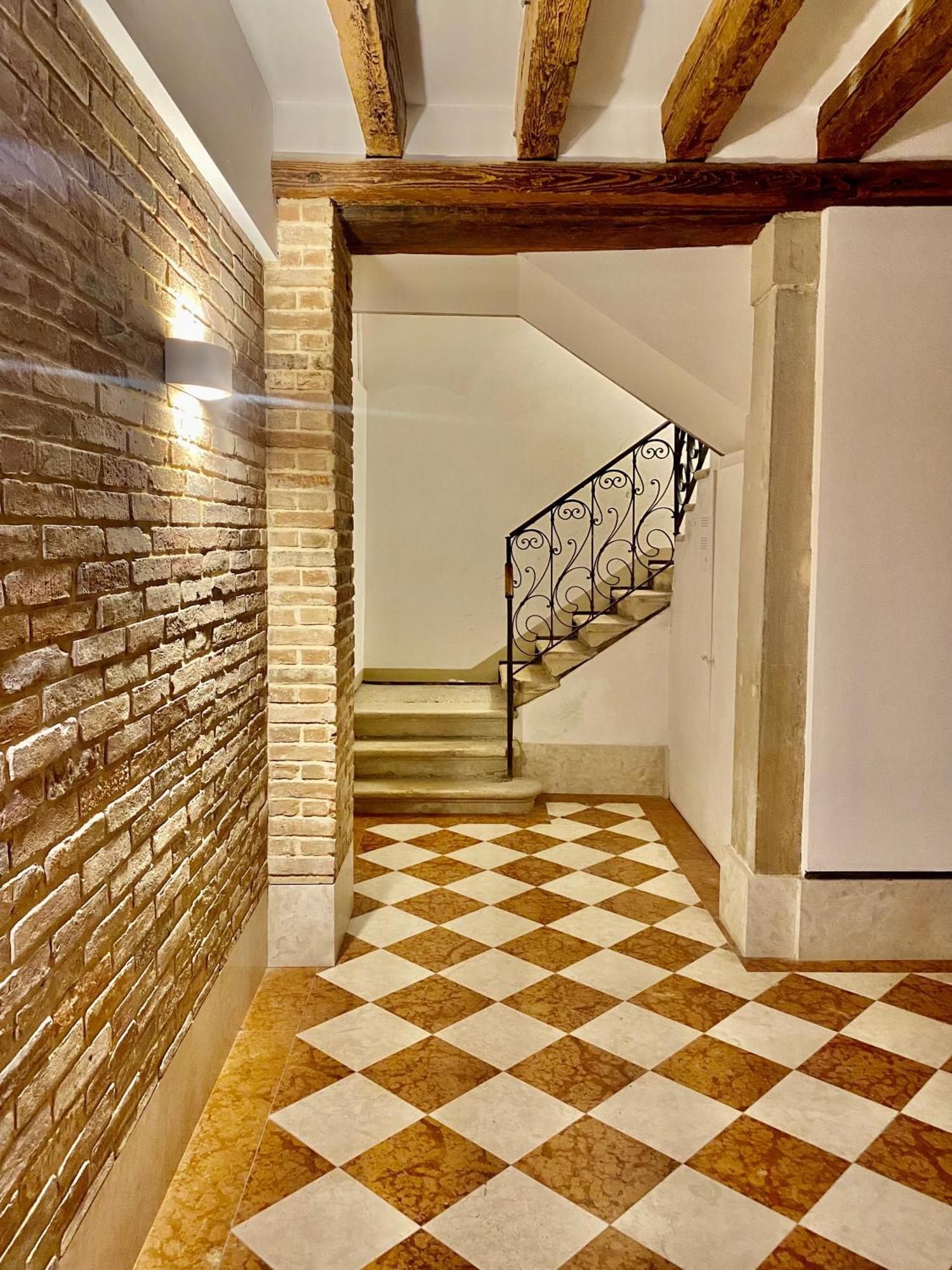 Farini Suites Wi-Fi Venetië Buitenkant foto